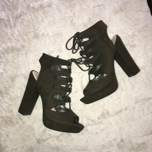 Bar III Army Green Lace Up Heels